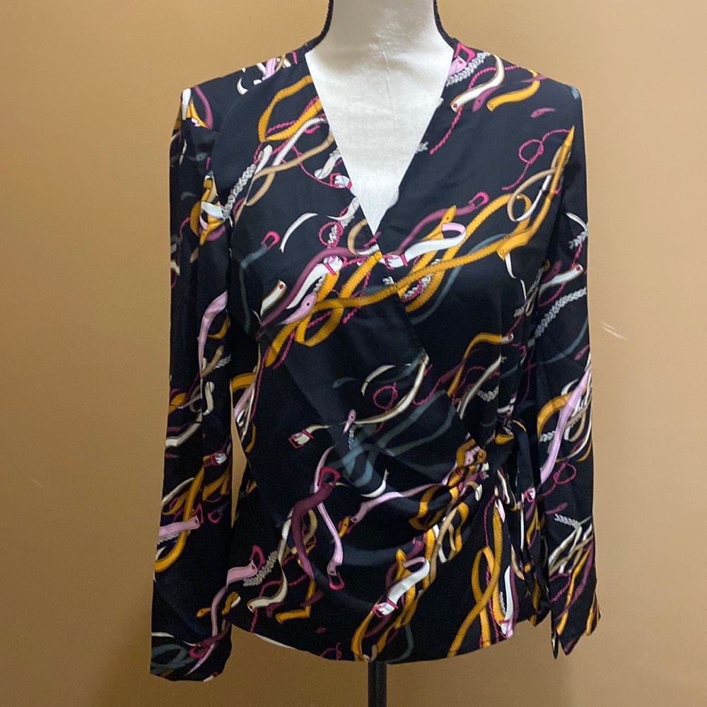 Nine West black all over retro design open front tied bottom shirt blouse sz S